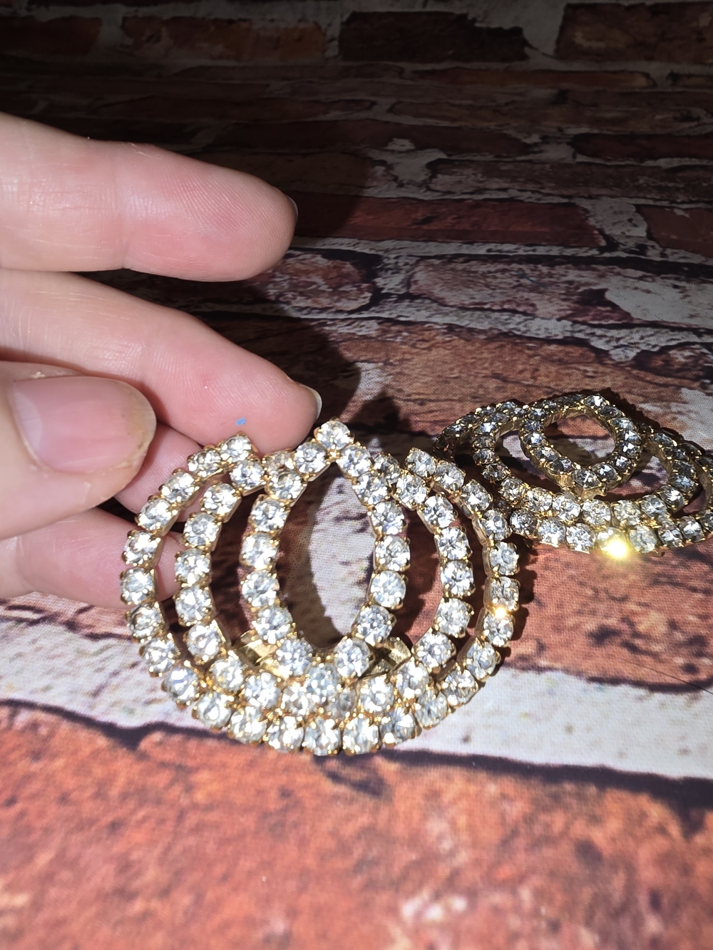 Vintage Shoe Clips - Clear Rhinestone Statement - Picture 2 of 5